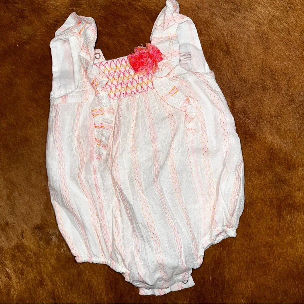 9-12M Rompers - Picture 2 of 9